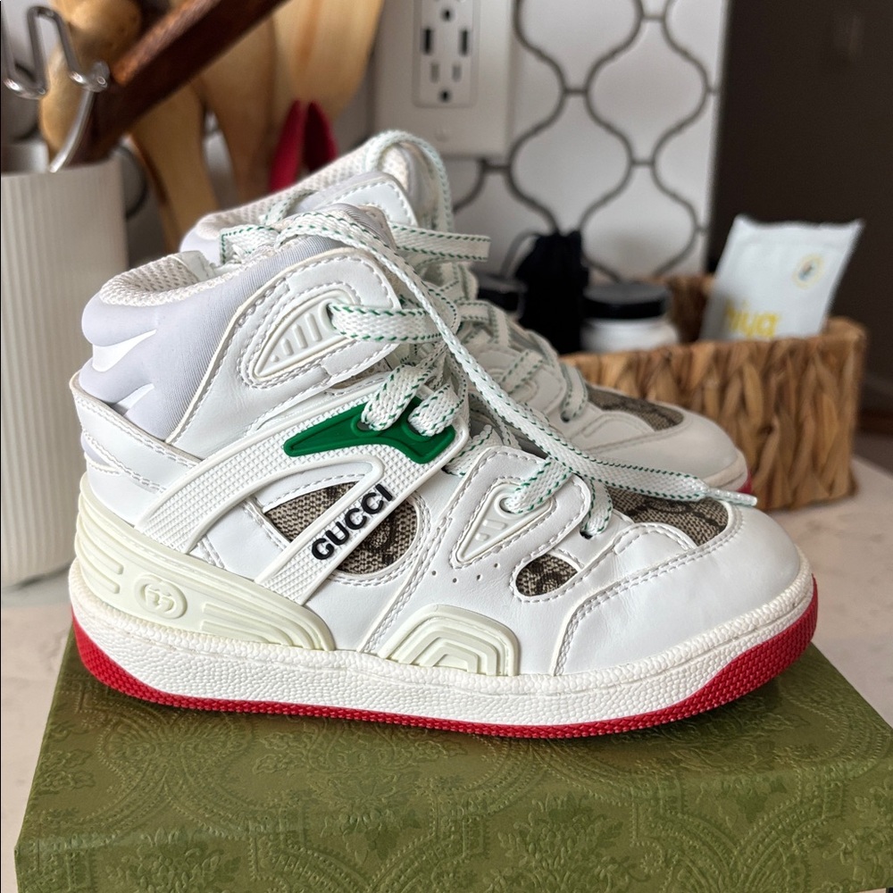 Gucci Toddler Sneakers - Picture 2 of 6